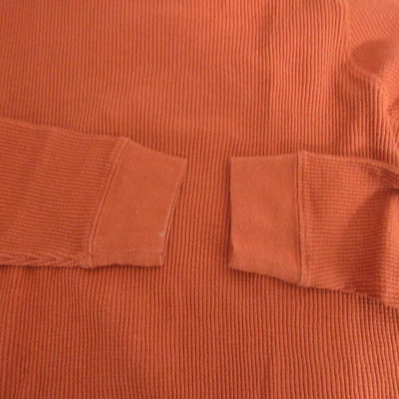 Urban Pipeline T-Shirt Size Large Burnt Orange Waffle Knit Thermal Long Sleeves - Picture 4 of 4